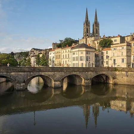 Contact Solana, Mendesfrance Hotel Niort