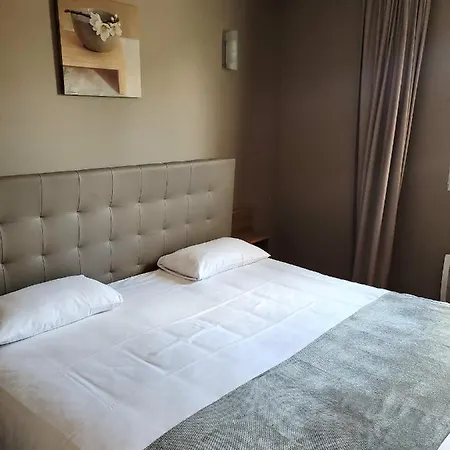 Contact Solana, Mendesfrance Hotel Niort