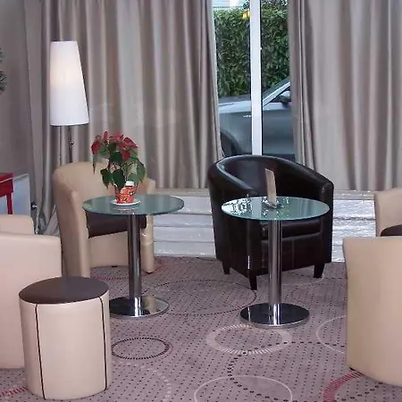 Contact Solana, Mendesfrance 酒店 3*