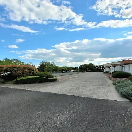 Hotel Contact Solana, Mendesfrance Niort