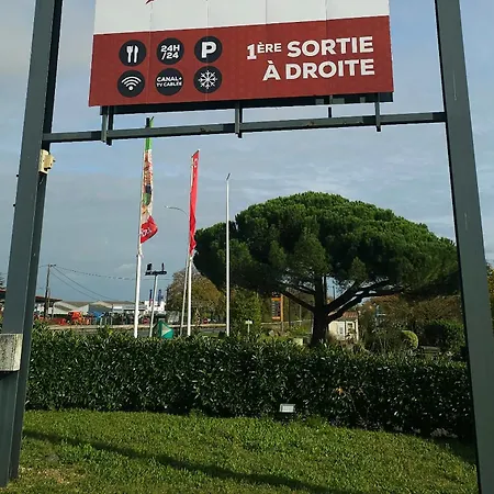 Contact Solana, Mendesfrance 酒店