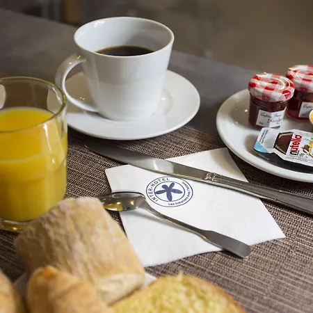 Contact Solana, Mendesfrance