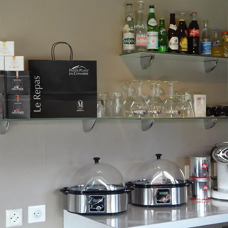 Contact Solana, Mendesfrance 3*