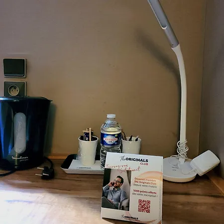 Contact Solana, Mendesfrance 3* 尼奥尔