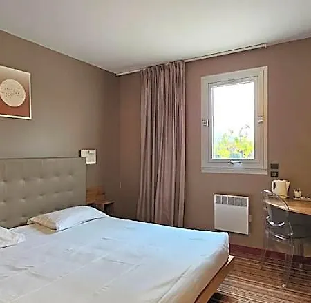 Hotel Contact Solana, Mendesfrance Niort