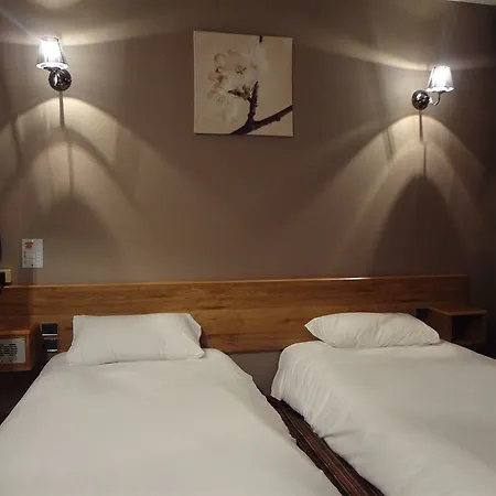 Contact Solana, Mendesfrance 酒店 尼奥尔