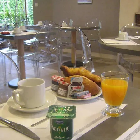 Hotel Contact Solana, Mendesfrance Niort