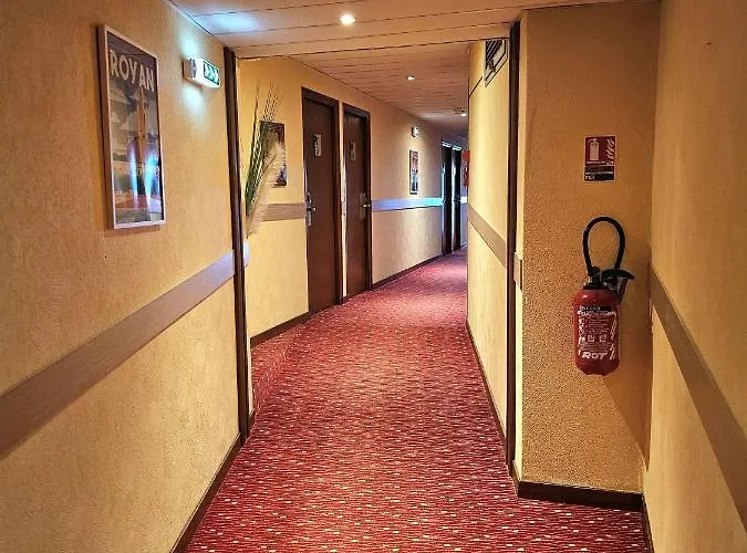 Hotel Contact Solana, Mendesfrance Niort