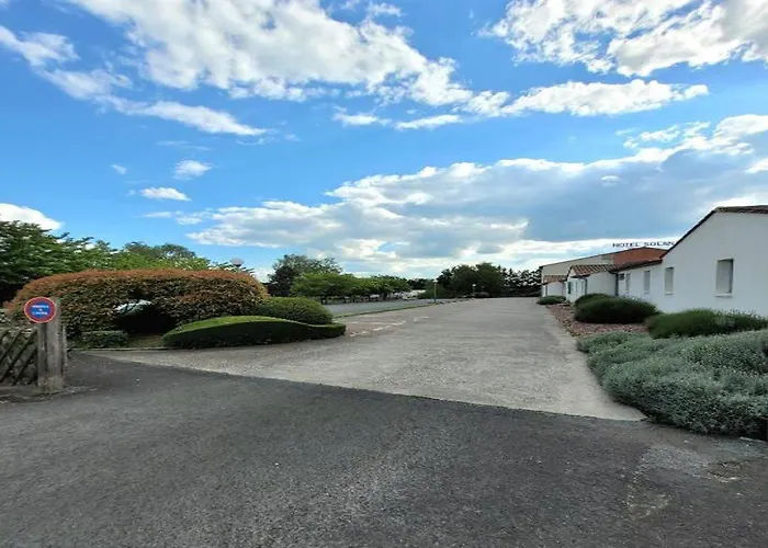 Hotel Contact Solana, Mendesfrance Niort