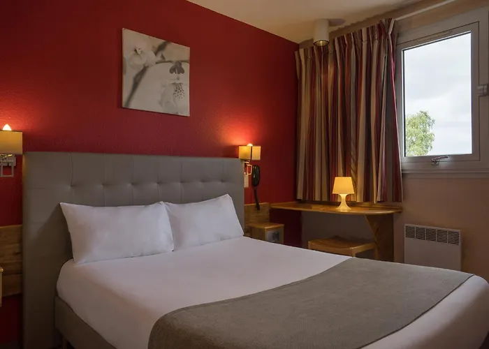 Contact Solana, Mendesfrance 3* Niort