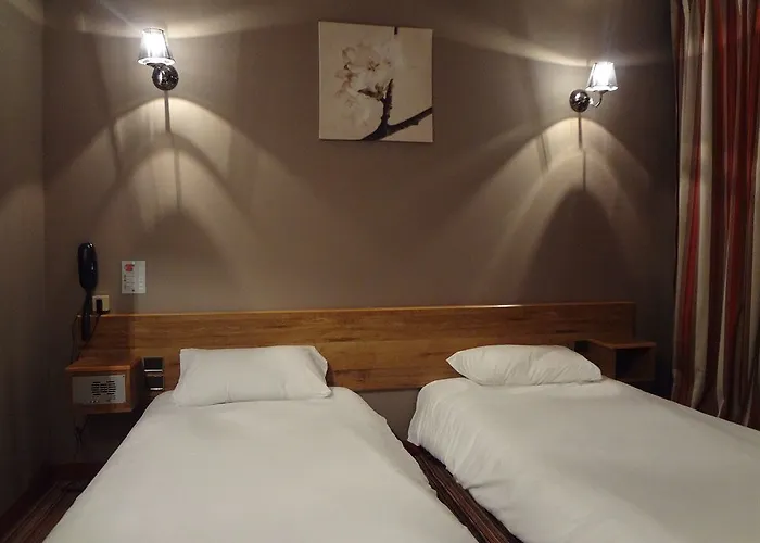 Contact Solana, Mendesfrance Hotel Niort