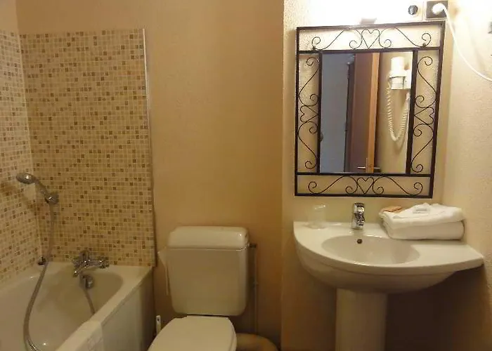 Contact Solana, Mendesfrance 3*